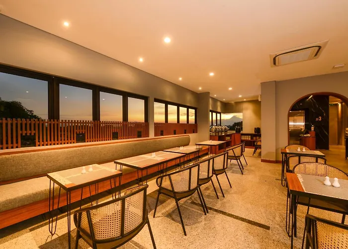 Nata Azana Hotel Solo